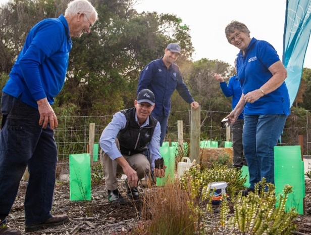 Southern Ports Regional Manager – Albany Paul McSweeney joined members of the William Bay National Parks Association to check on their revegetation work near Greens Pool.